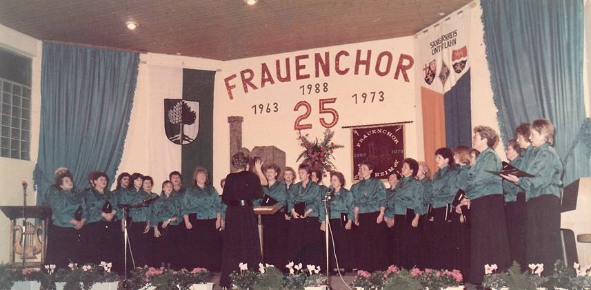 Der Chor beim Jubiläumskonzert 1988